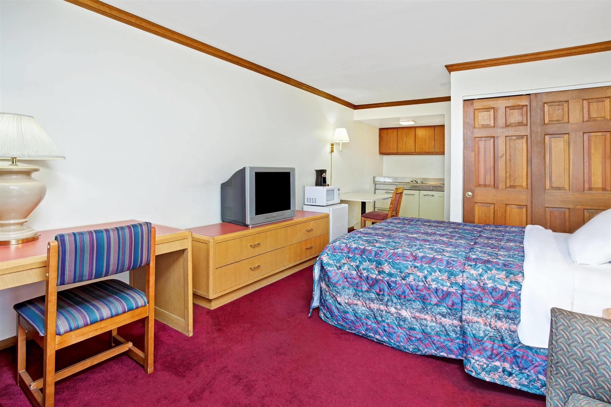 Econo Lodge Canton Exterior foto